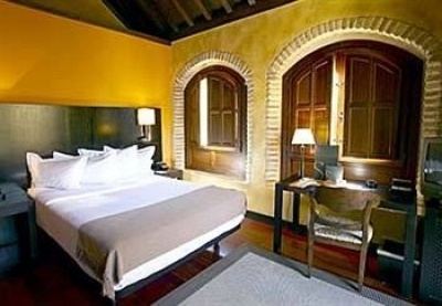Find hotels in Granada 3499