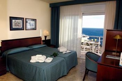 Cheap hotels on the Catalonia 3630