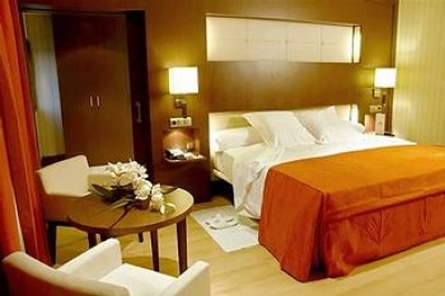 Find hotels in Granada 3670