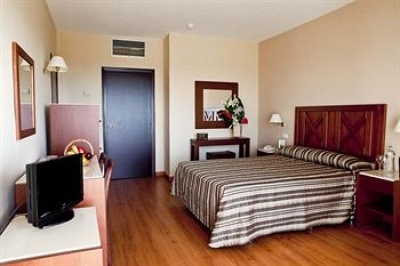 Cheap hotel in Estepona 3708
