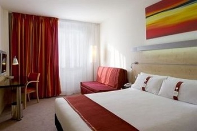 Cheap hotels on the Madrid 3820