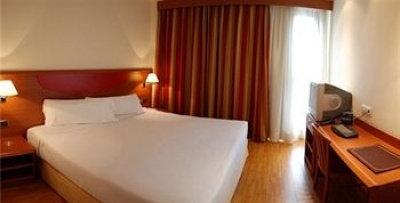 Cheap hotel in Alcala de Henares 3824