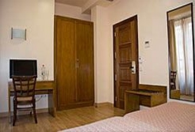 Find hotels in Granada 3850