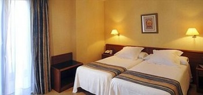 Cheap hotel in Figueres 3876