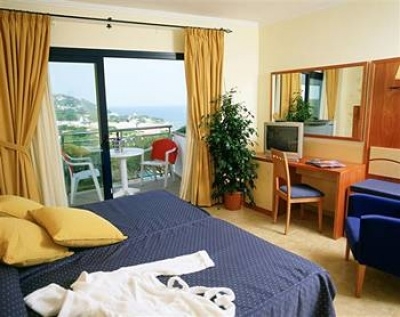 Cheap hotel in Calella De Palafrugell 3886