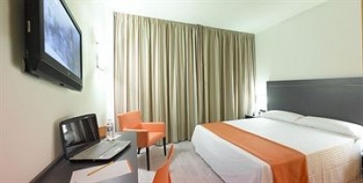 Cheap hotel in Fuenlabrada 3894