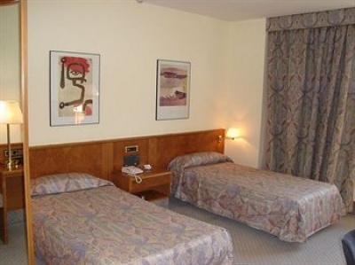 Cheap hotel in Vilafranca Del Penedes 4003