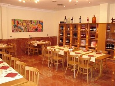 Find hotels in Vilafranca Del Penedes 4003