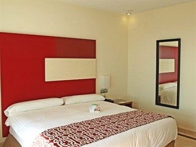 Find hotels in Estepona 4021