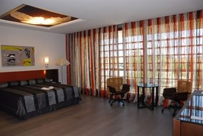 Cheap hotel in Madrid 4061