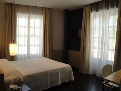 Cheap hotel in Burgos 4160