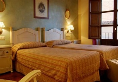 Cheap hotel in Chinchon 4193