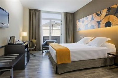 Cheap hotels on the Catalonia 4240