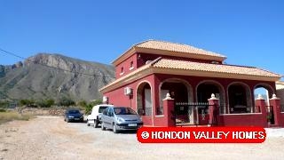 Macisvenda property: Villa for sale in Macisvenda 24540