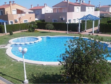 Oliva property: Bungalow for sale in Oliva 24809