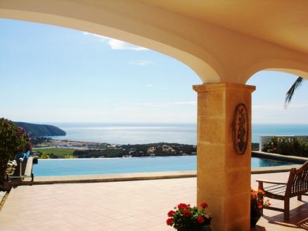 Moraira property: Alicante Villa 24865