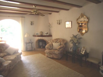 Moraira property: Bungalow with 2 bedroom in Moraira 25071
