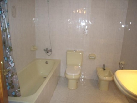 Gata De Gorgos property: Apartment with 4 bedroom in Gata De Gorgos 25087