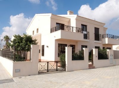 San Cayetano property: Townhome for sale in San Cayetano 25314
