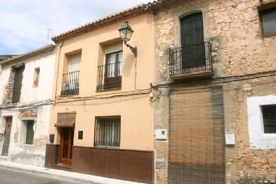 Rafol de Almunia property: Townhome for sale in Rafol de Almunia 25813