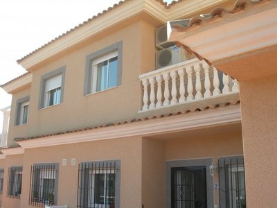 Los Lobos property: Townhome for sale in Los Lobos 28818