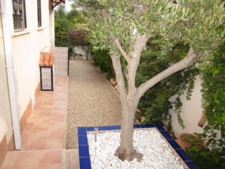 Pinar De Campoverde property: Alicante Villa 29319