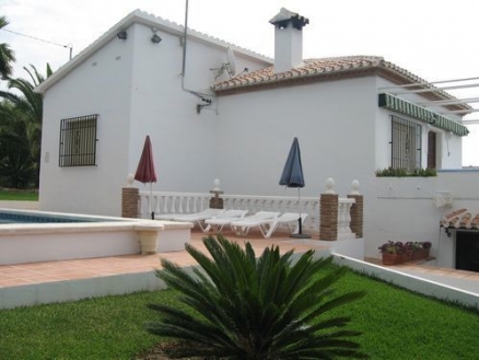 Nerja property: Villa to rent in Nerja, Malaga 31595