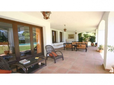 El Paraiso property: Villa in Malaga to rent 32132