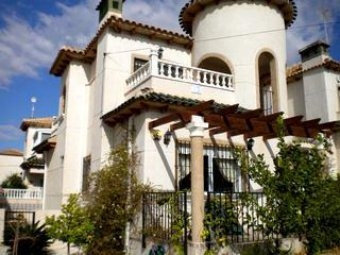 Villamartin property: Villa to rent in Villamartin 33092