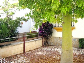 Villamartin property: Apartment to rent in Villamartin, Alicante 33105