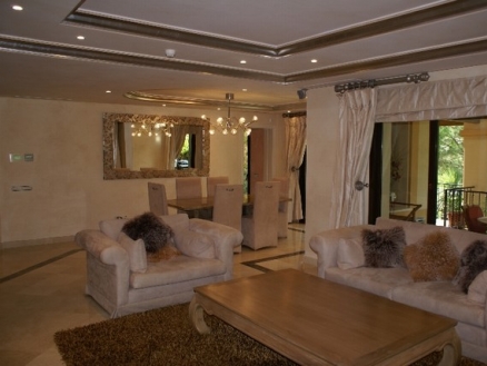 Nueva Andalucia property: Apartment with 3 bedroom in Nueva Andalucia 33451