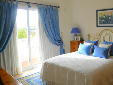 Nueva Andalucia property: Penthouse with 3 bedroom in Nueva Andalucia 33521