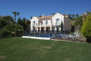 Nueva Andalucia property: Villa for sale in Nueva Andalucia, Malaga 33524