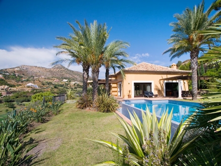 Benahavis property: Villa in Malaga for sale 33558