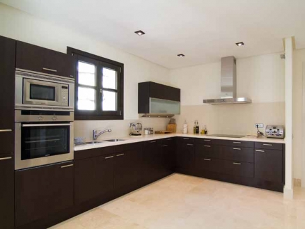 Nueva Andalucia property: Villa with 6 bedroom in Nueva Andalucia, Spain 33568