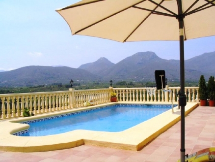 Jalon property: Villa for sale in Jalon, Spain 35611