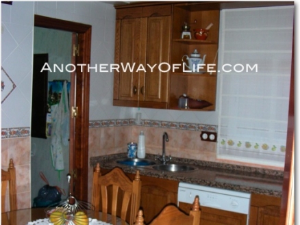 Iznajar property: Cordoba House 37997