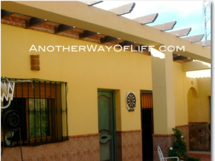 Casabermeja property: House with 3 bedroom in Casabermeja 38002