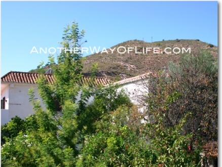 Orgiva property: House with 4 bedroom in Orgiva, Spain 38025