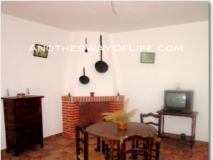 Iznajar property: House for sale in Iznajar, Cordoba 38031