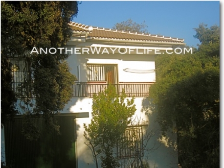 Iznajar property: House with 5 bedroom in Iznajar 38032