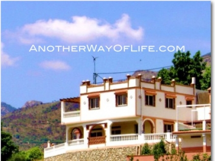Jete property: House with 5 bedroom in Jete 38048