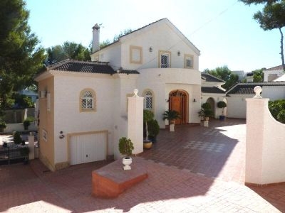 Pinar De Campoverde property: Villa for sale in Pinar De Campoverde, Spain 39763