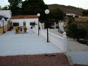 Hondon de las Nieves property: Alicante property | 4 bedroom Villa 41690