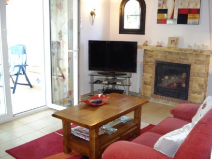 Villa with 5 bedroom in town 48027