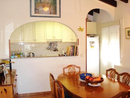 Villa with 4 bedroom in town 48028