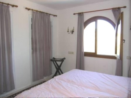 Villa with 3 bedroom in town, Spain 48044