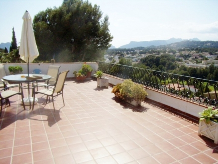 town Apartment 48069