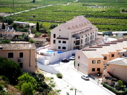 Lliber property: Townhome with 2 bedroom in Lliber 48079