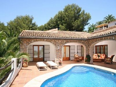 Villa for sale in town, Spain 48132